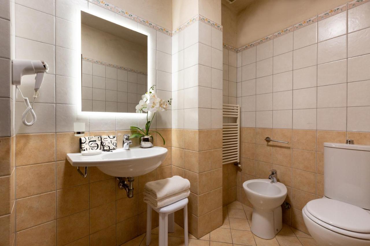 Aramis Deluxe Rooms Florence Ngoại thất bức ảnh