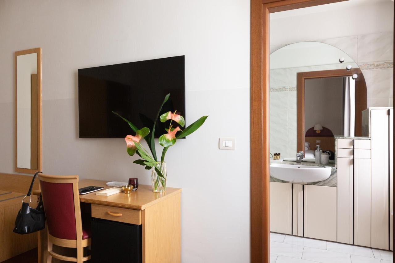 Aramis Deluxe Rooms Florence Ngoại thất bức ảnh